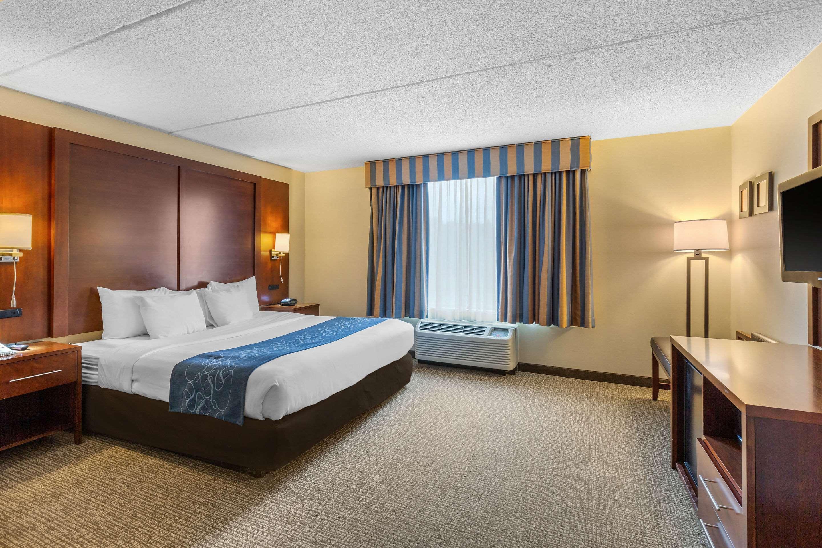 Comfort Suites Manassas Battlefield Park Экстерьер фото