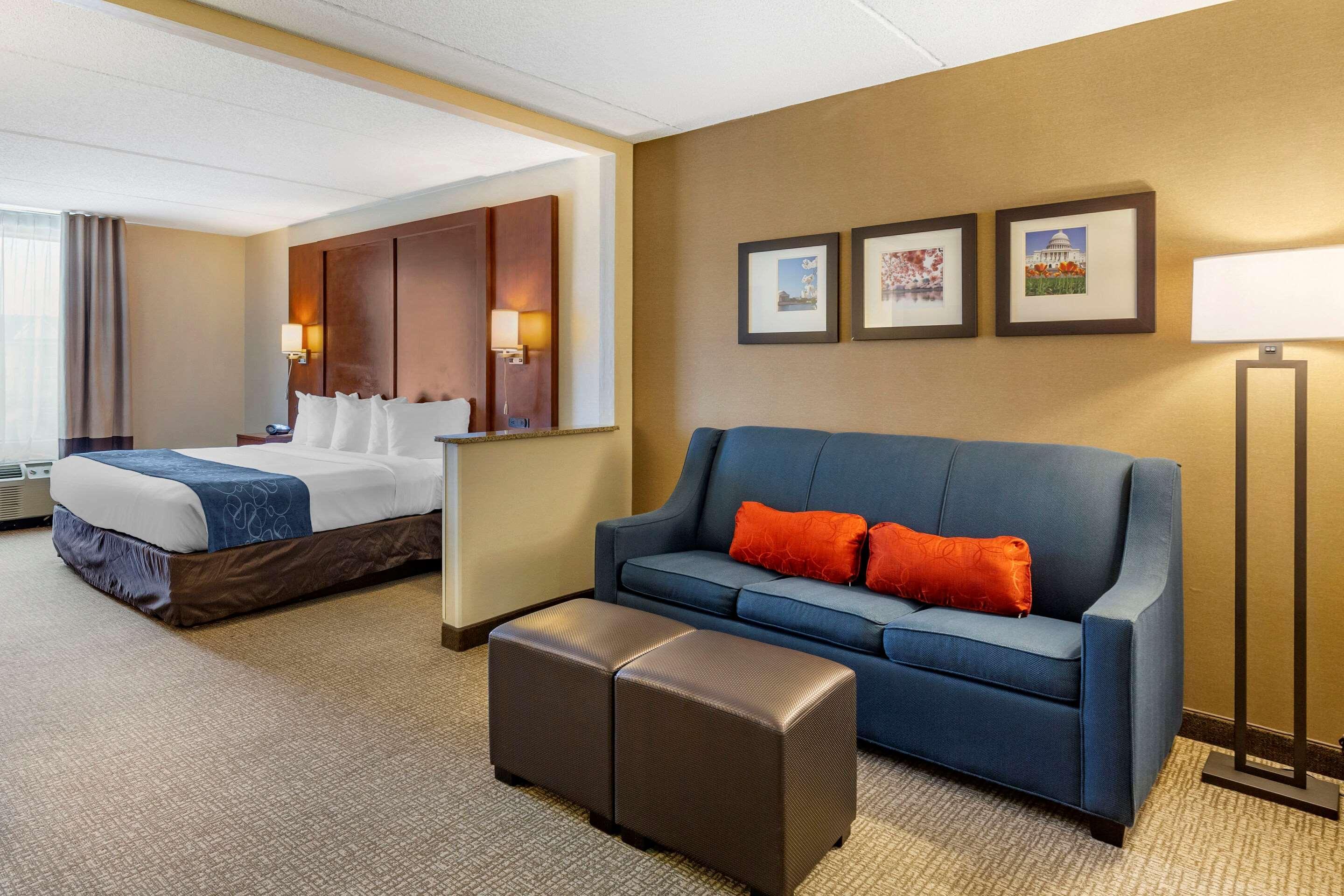 Comfort Suites Manassas Battlefield Park Экстерьер фото
