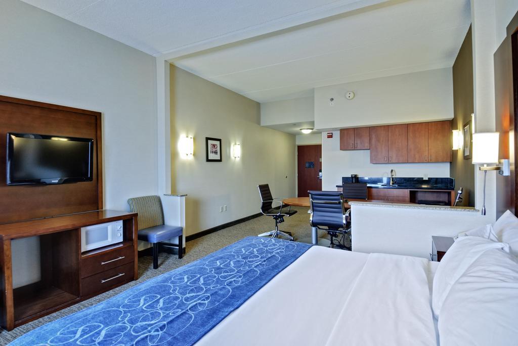 Comfort Suites Manassas Battlefield Park Экстерьер фото